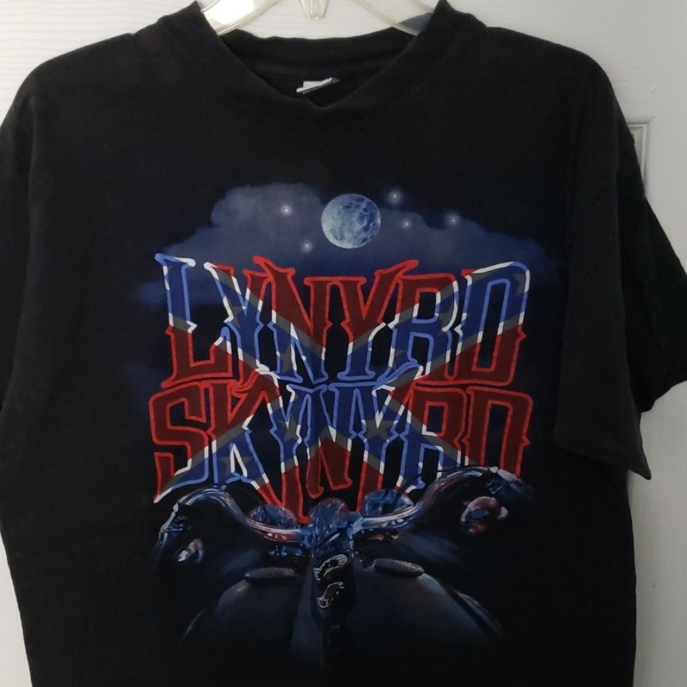 Lynyrd Skynyrd band tshirt